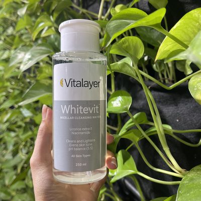 میسلار واتر وایت ویت ویتالیر مناسب پوست های کدر و مستعد لک